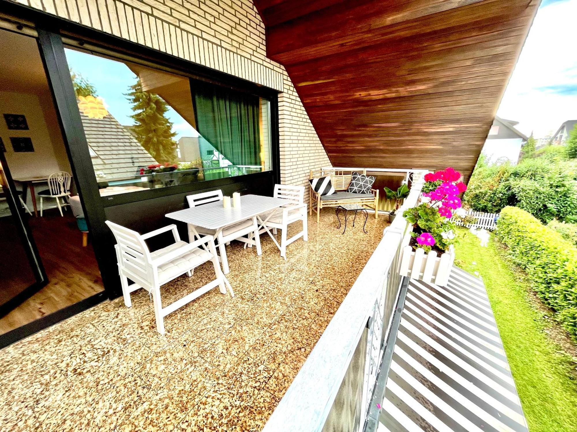 VILLA ORCHARD Frankfurt Schlüsseltresor Kriftel Exterior foto